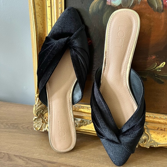LOFT Black Velvet Women's Mules - Picture 3 of 10